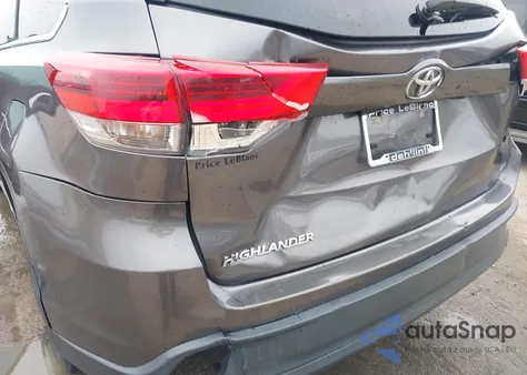 2017 Toyota Highlander Le Plus z USA, uszkodzony, nr VIN 5TDZZRFH5HS203179